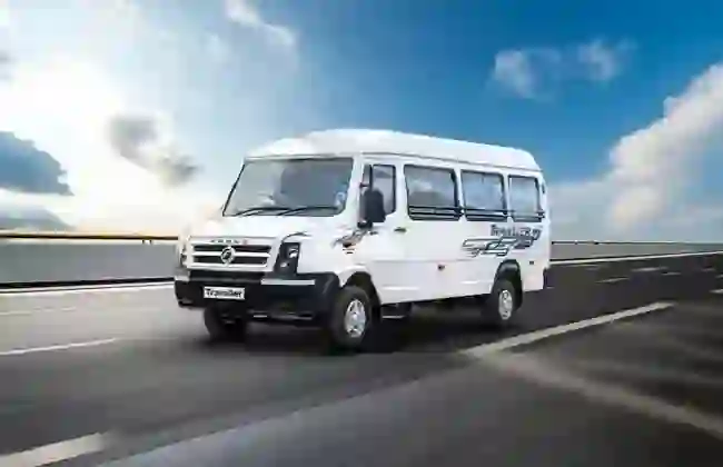 Force Traveller Rental in Varanasi for Group Travel